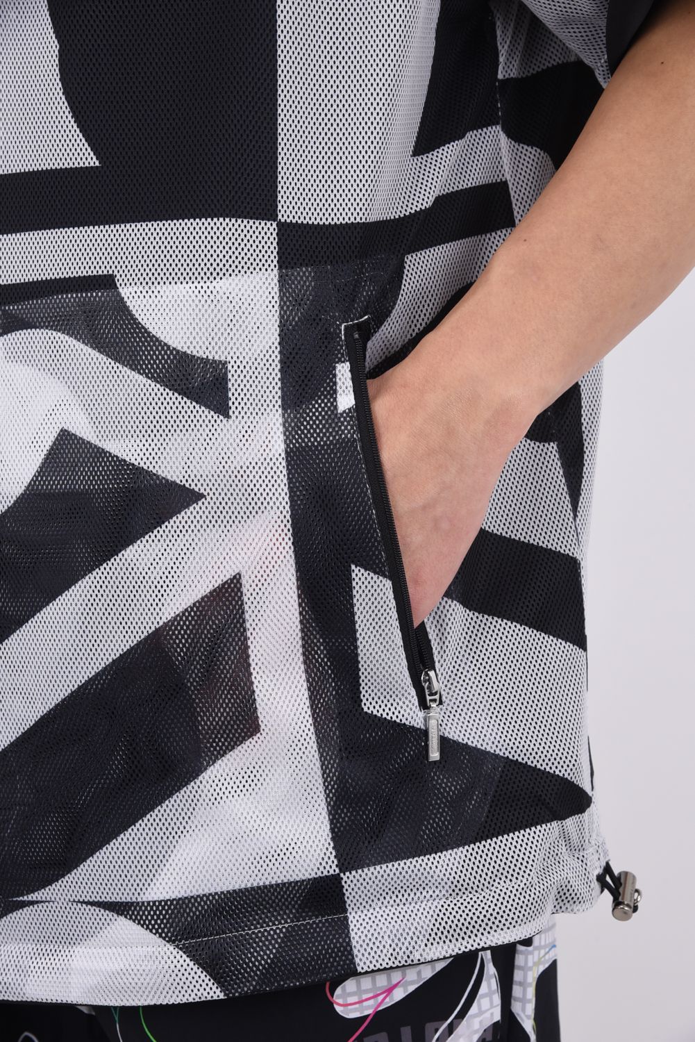 【2026SS 木村拓哉さん着用 VOL.4】 QUADRA AIR MESH 2-WAY PULLOVER / リバーシブル ショートスリーブプルオーバー (ブラック)