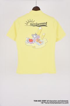 【25SS】【レディース】 ENDLESS SUMMER MOCK NECK / トムとジェリー コラボモックネックTシャツ (イエロー)
