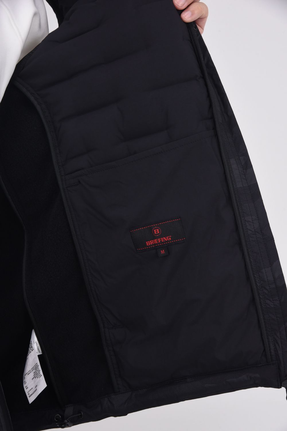 【25AW】 MEN'S HYBRID DOWN VEST / ストレッチタフタ ダイヤモンドロゴ ハイブリッドダウンベスト (ブラック/カモ)