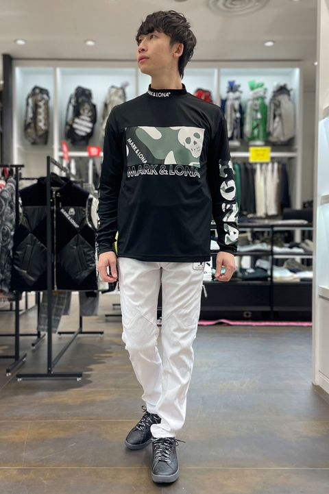 【MARK＆LONA】 カモフラージュグラフィック柄をプリントしたインナーシャツ