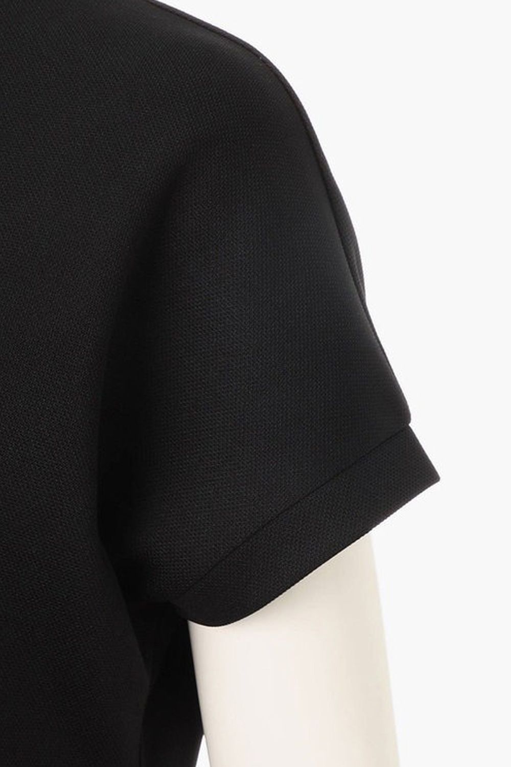 【26SS】【レディース】 WS STITCHED 3D LOGO DRESS / 3Dブランドロゴ ワントーン ハイネックワンピース (ブラック)