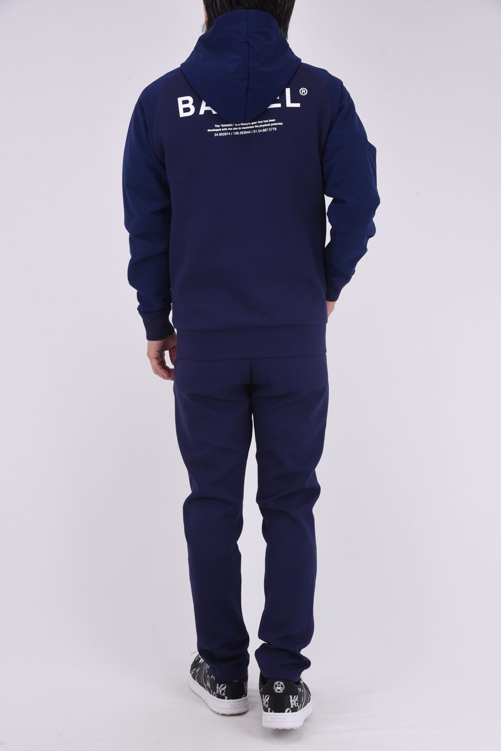 【25AW】 SWITCH RAGLAN SLEEVE ZIP HOODIE / ボンディング素材 ラグランスリーブ ハイネックジップフーディー (ネイビー)