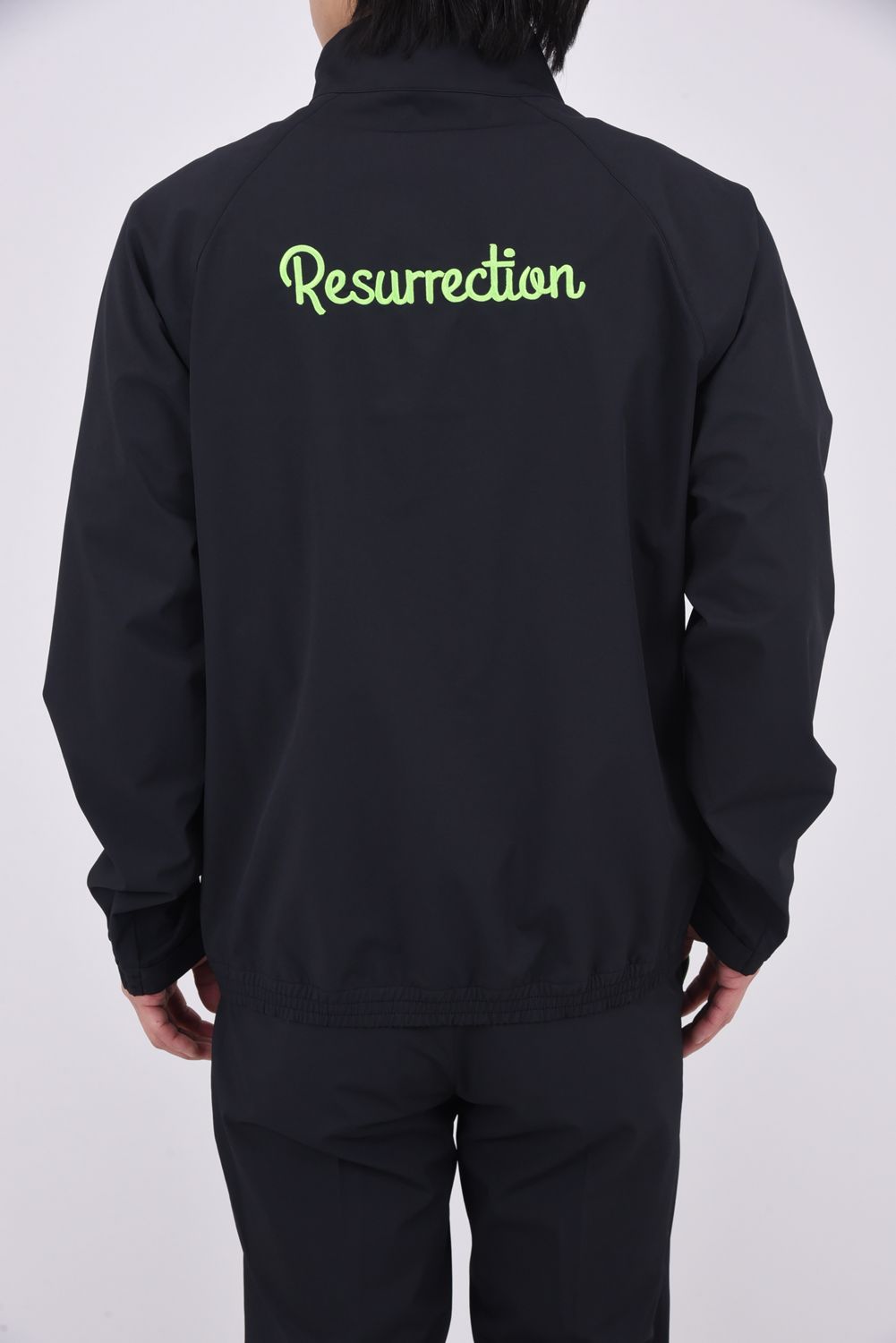 【26SS】 NEON LIGHT OUTERWEAR / ネオンシリーズ ブランドロゴ ジップアップ ライトアウター (ブラック)*