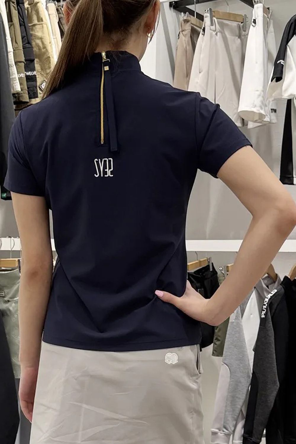 【ポイント10倍】 【26SS】【レディース】 BOSELLI MOCK / BOSELLI社ストレッチ素材 バックリボン ブランドロゴ モックネックTシャツ (ネイビー)*