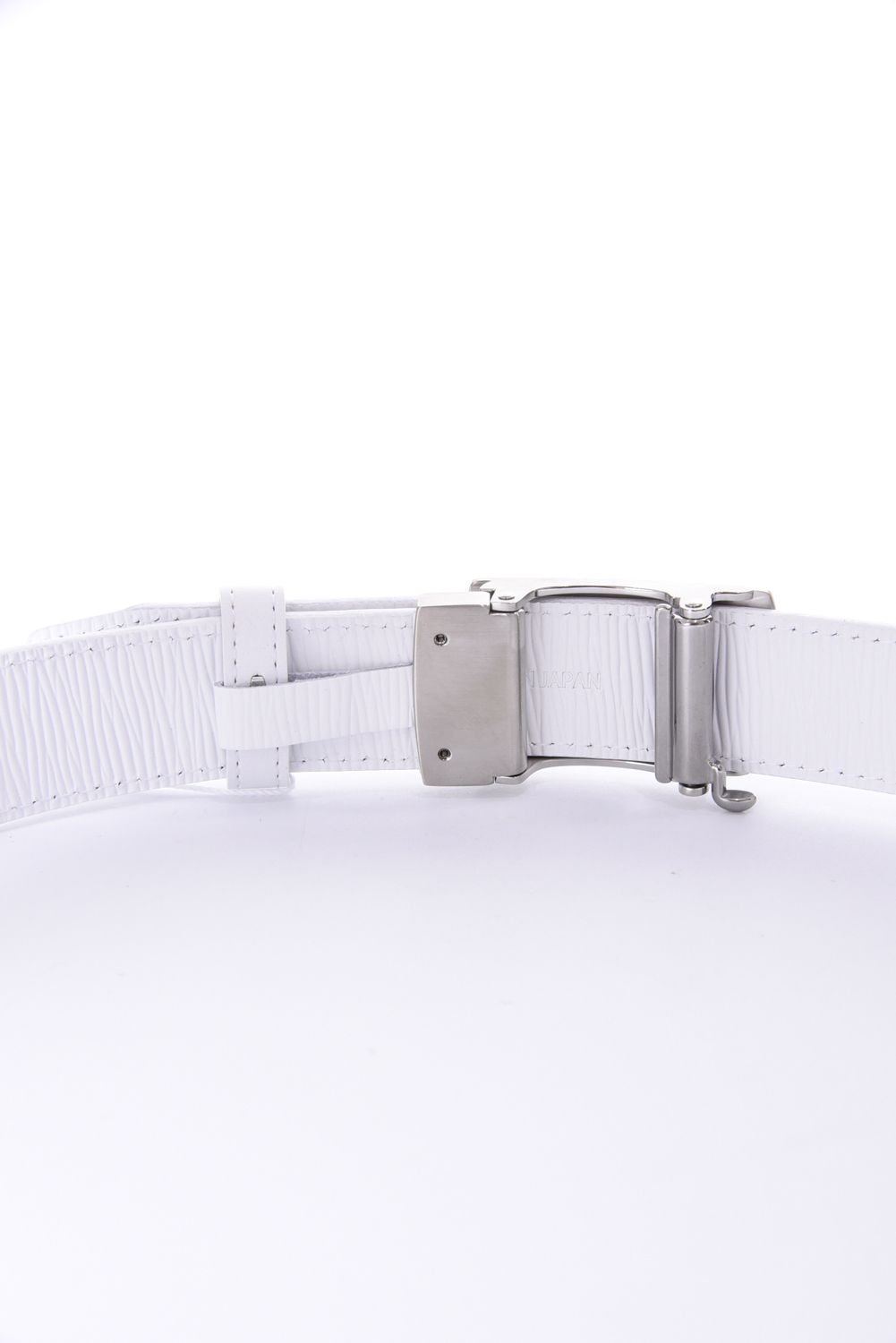 【26AW】 INSIGNIA EMBLEM LEATHER BELT / ジャパンメイド オリジナルバックル エンボスモノグラム スライド式レザーベルト (ホワイト)