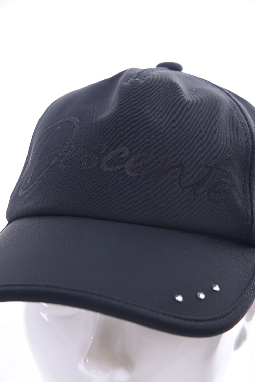 DESCENTE GOLF - 【レディース】 【LUXE】リボンテールキャップ(スワロフスキー・クリスタル付き)(ホワイト) | GOSSIP  GOLF