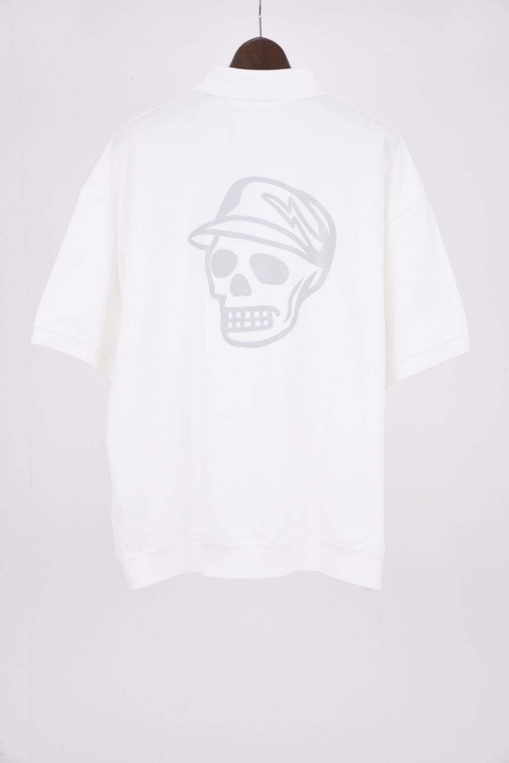 【26SS】 DVG TECH-SKULL CADDIE POLO / スカルロゴ ポロシャツ (ホワイト)