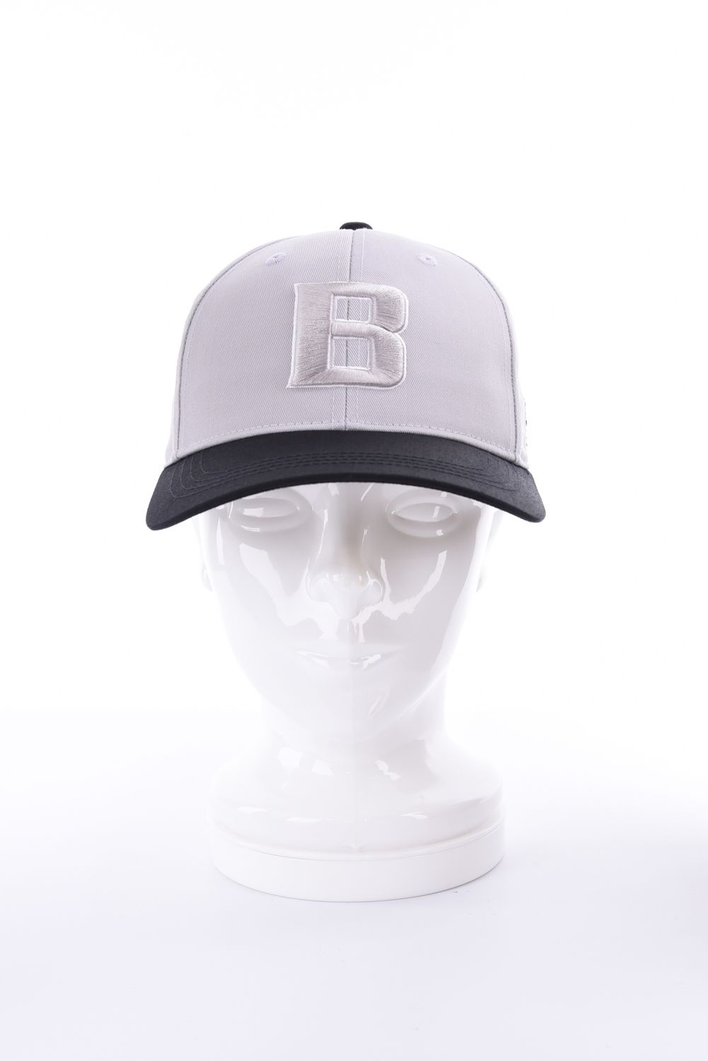 【26AW】 MEN’S 2-TONE INITIAL CAP / バイカラー ブランドイニシャル刺繍 キャップ (ライトグレー)