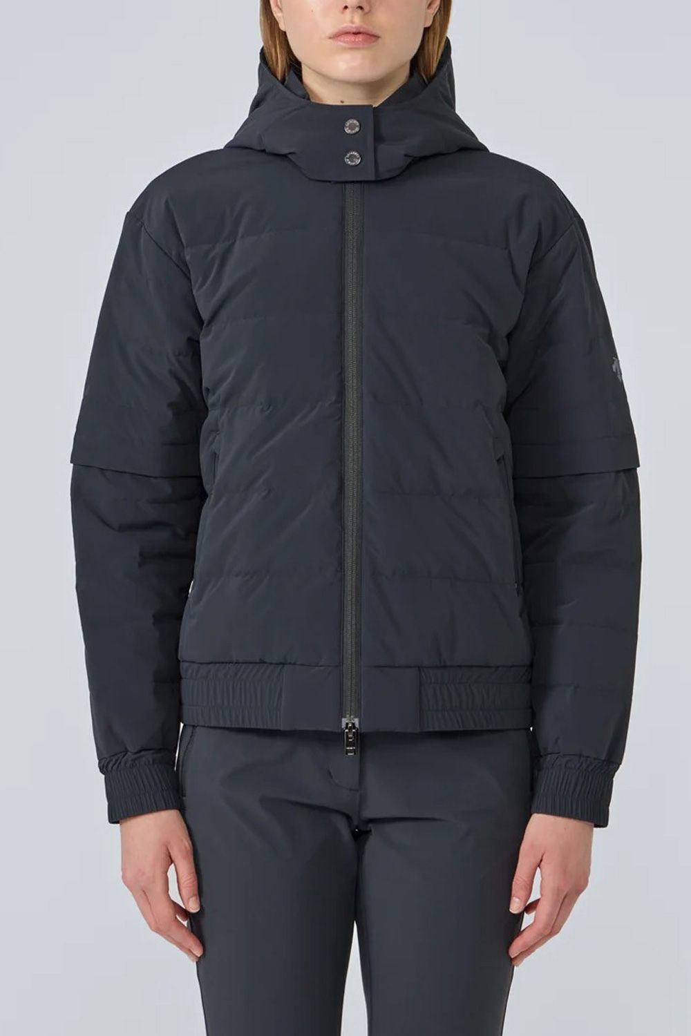 【25AW】 【レディース】 はっ水防風デタッチャブルダウンジャケット (ブラック)