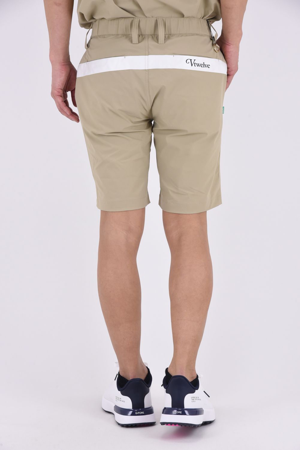 【26SS】 OZ SHORTS / ストレッチナイロン バックロゴライン ショートパンツ (ベージュ)