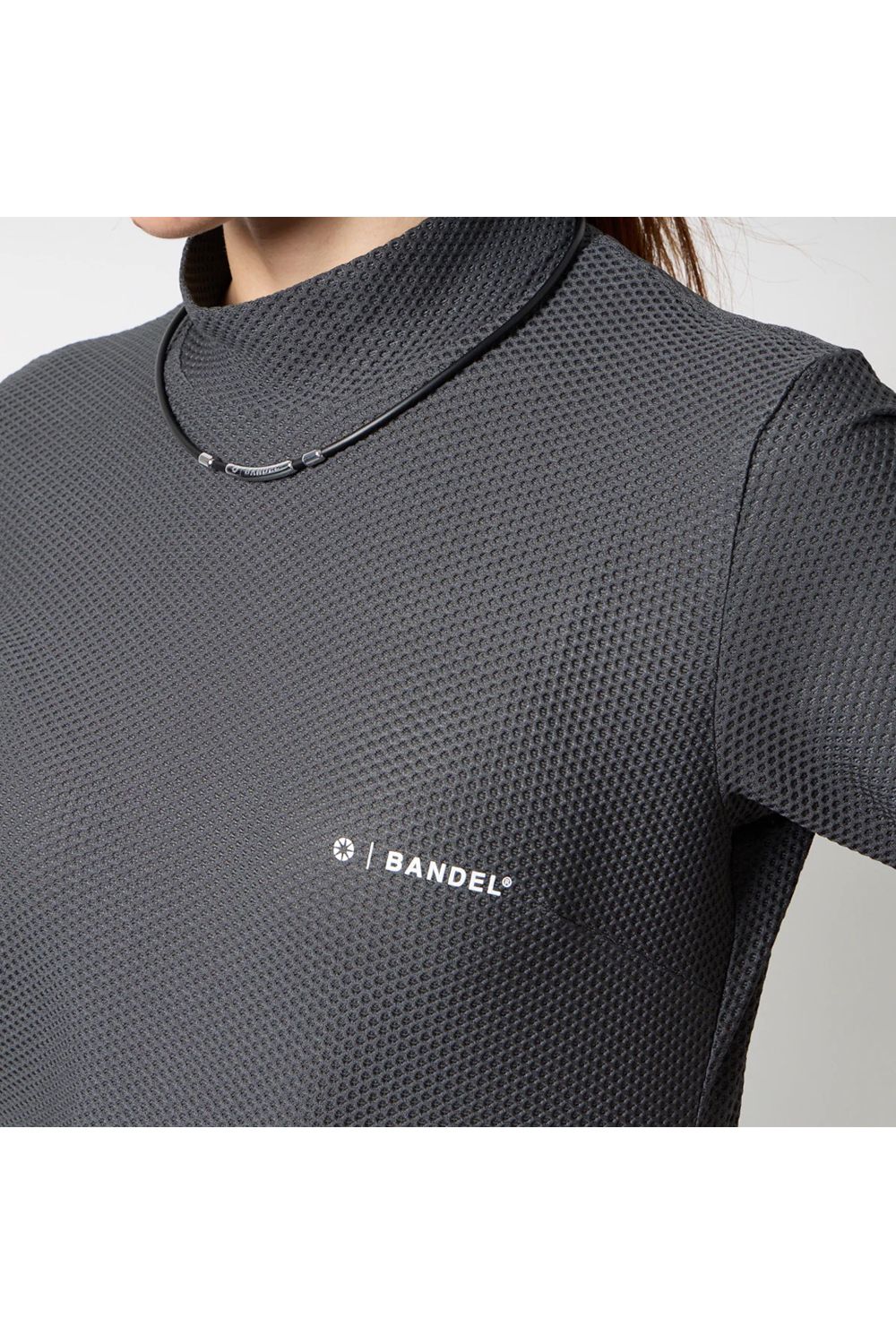 【26SS】 【レディース】 DRY WAFFLE STRETCH MOCK NECK / ドライワッフル ブランドロゴ モックネックTシャツ (チャコールグレー)