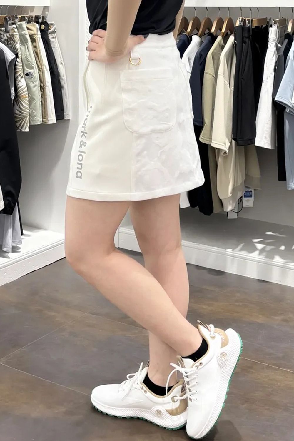 【26SS】【レディース】 GAUGE HYBRID CAMO JACQUARD SKIRT / オリジナルカモジャカード サイドロゴ スカート (インナーパンツ一体型) (ホワイト)
