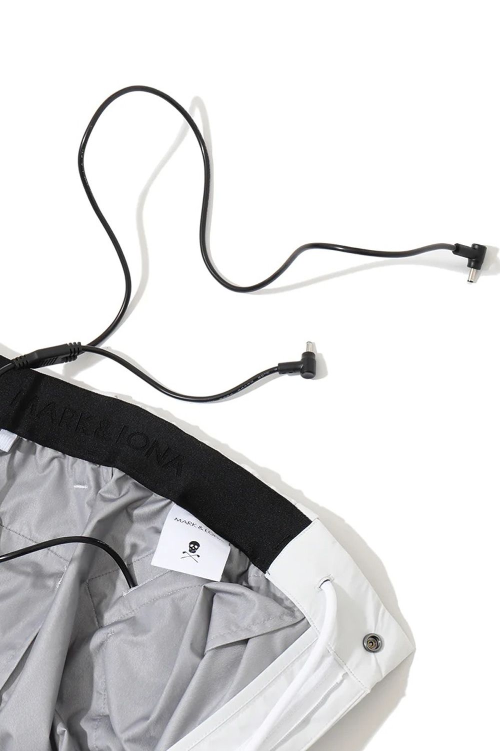 【26AW】 MERCURY COOLING FAN PANTS / モノトーン サイドロゴ 空調ファン搭載ロングパンツ (ホワイト)