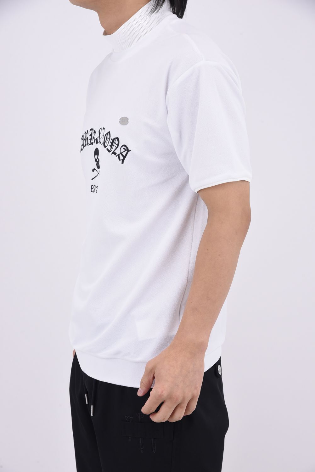 【26SS】 SOVEREIGN PILE MOCK NECK TEE / パイル生地 ブラックレターフォントロゴ モックネックTシャツ (ホワイト)