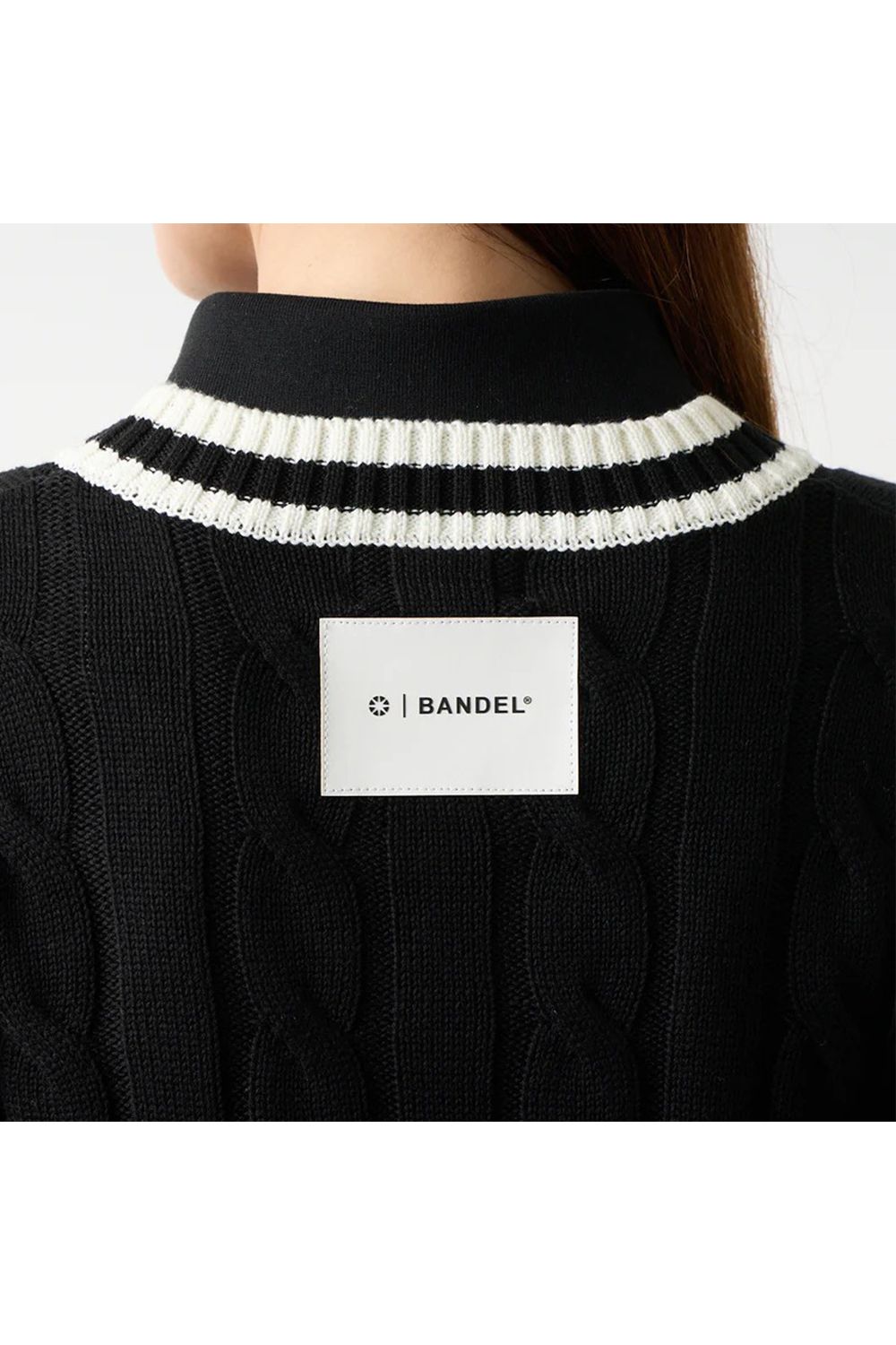 【25AW】【レディース】 TILDEN KNIT / ケーブル編み ブランドロゴワッペン Vネック チルデンニット (ブラック)