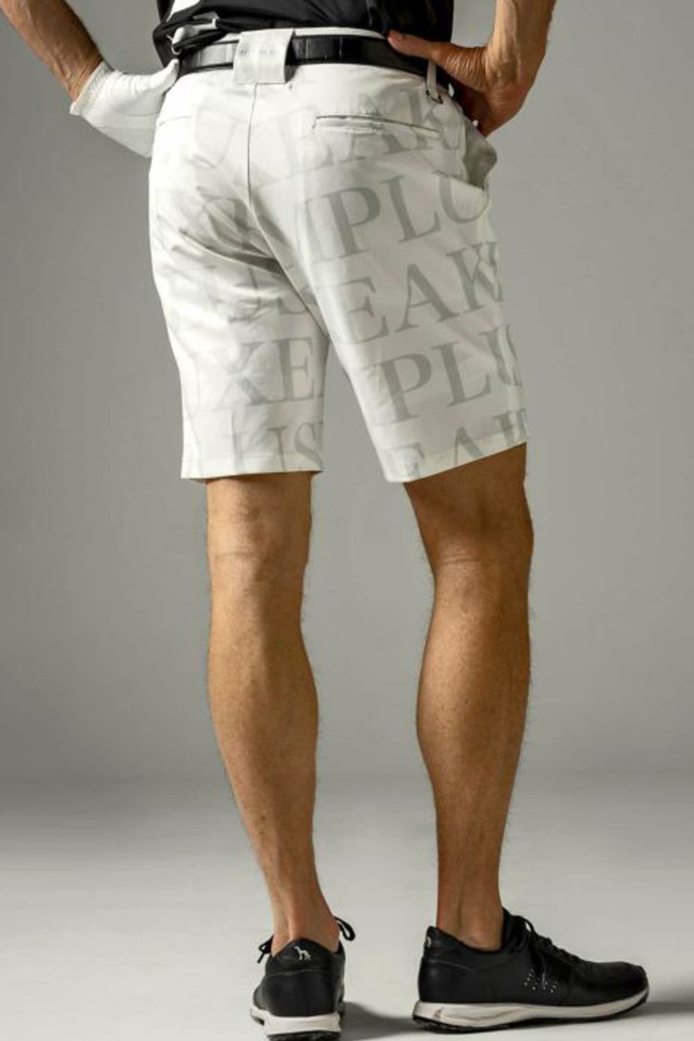 SAME LOGO SHORT PANTS / 総柄ロゴ ハーフスラックス (ホワイト)