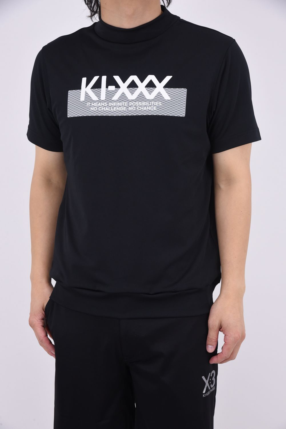 KI-XXX THREE - 【25SS】 PRINT MOCK NECK / フロントロゴ