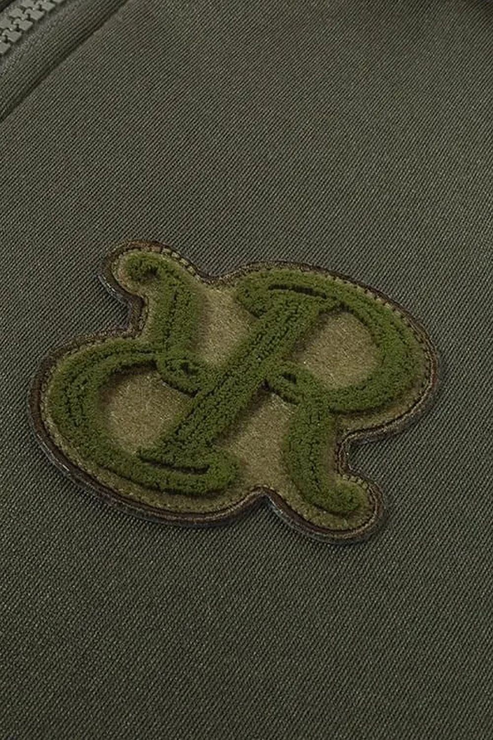 【25AW】 BRUSHED LOGO ZIP-UP HOODIE / ブラッシュロゴ ジップアップ パーカー (カーキ)*