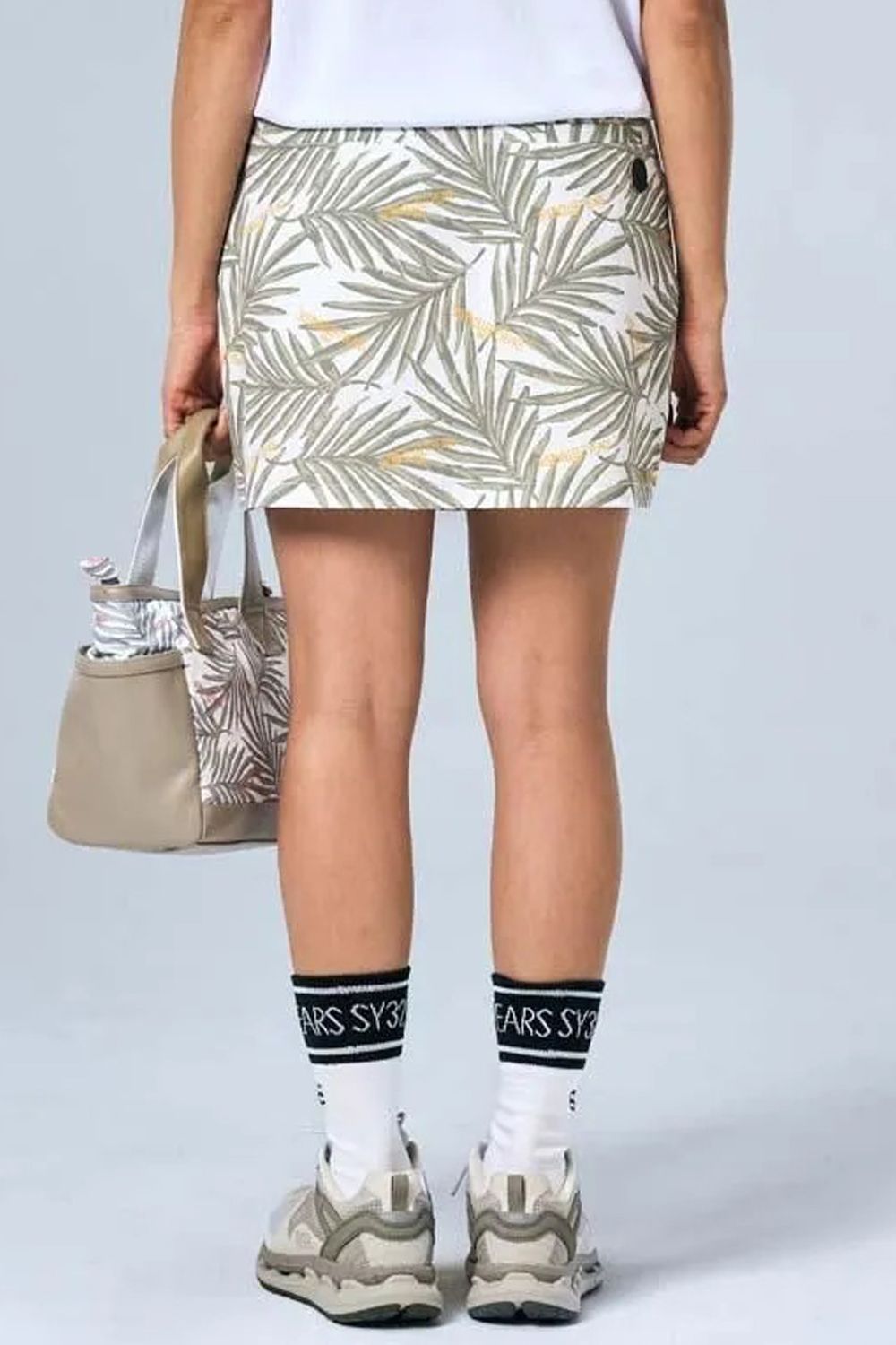 【26SS】【レディース】 PUNCHING GRAPHIC SKIRT / ボタニカルリーフ総柄 スカート (ベージュ)*