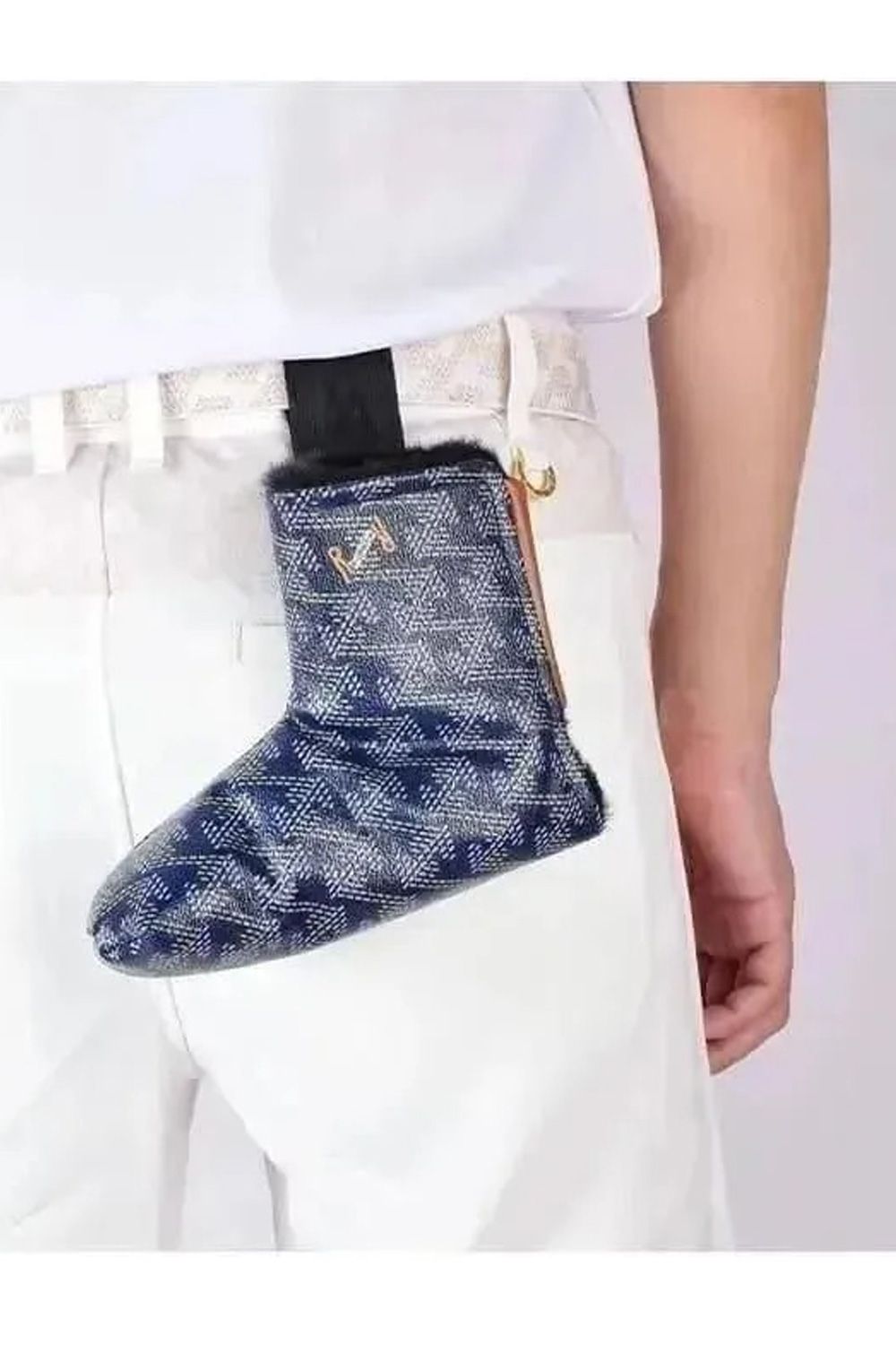 【金田久美子プロエディション】 Putter Cover / ブランドオリジナルテキスタイル パターカバー ピンタイプ (グラフィティベージュ)