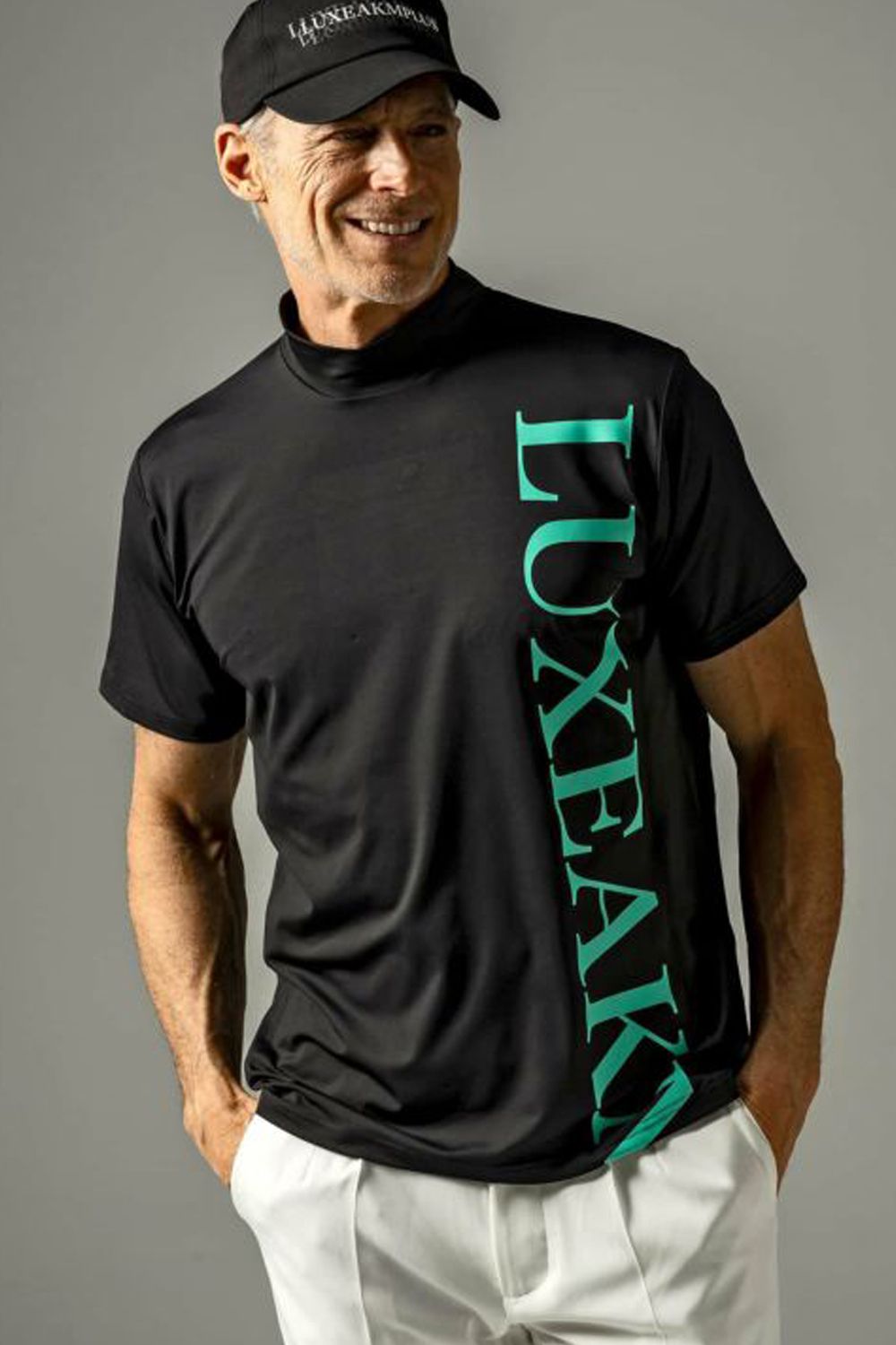 VERTICAL LOGO MOCK NECK T-SHIRTS / バーチカルロゴ モックネック Tシャツ (ブラック/ブルー)