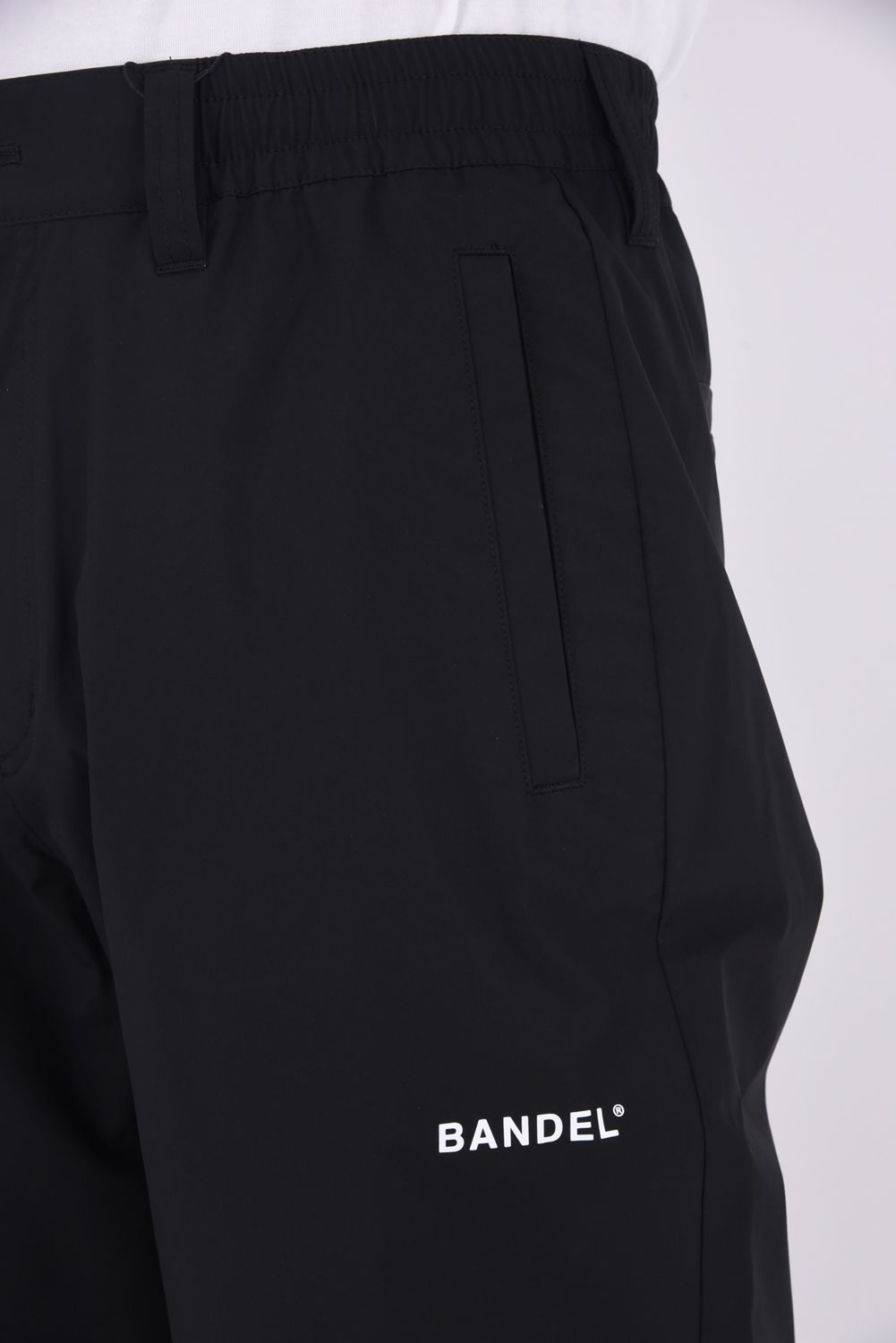 【25AW】 SWITCH DROST WIND PANTS / 異素材切り替え ルーズフィット ウィンドストッパーパンツ (ブラック)