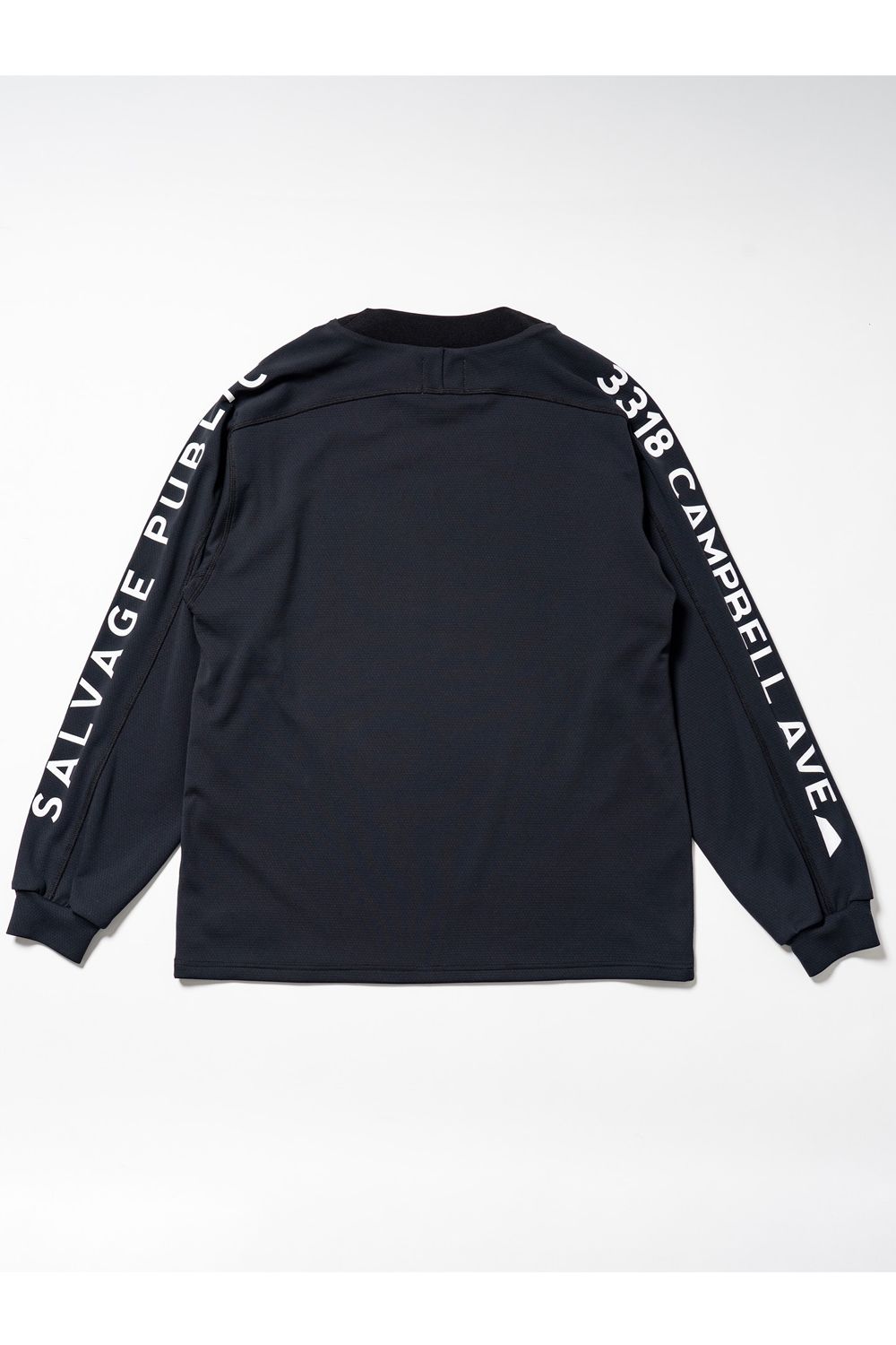【26AW】 ʻAlapaina Mockneck L/S（CAMPBELL AVE） / ロゴプリント ロングスリーブ モックネックTシャツ (ブラック) (9月入荷予定）