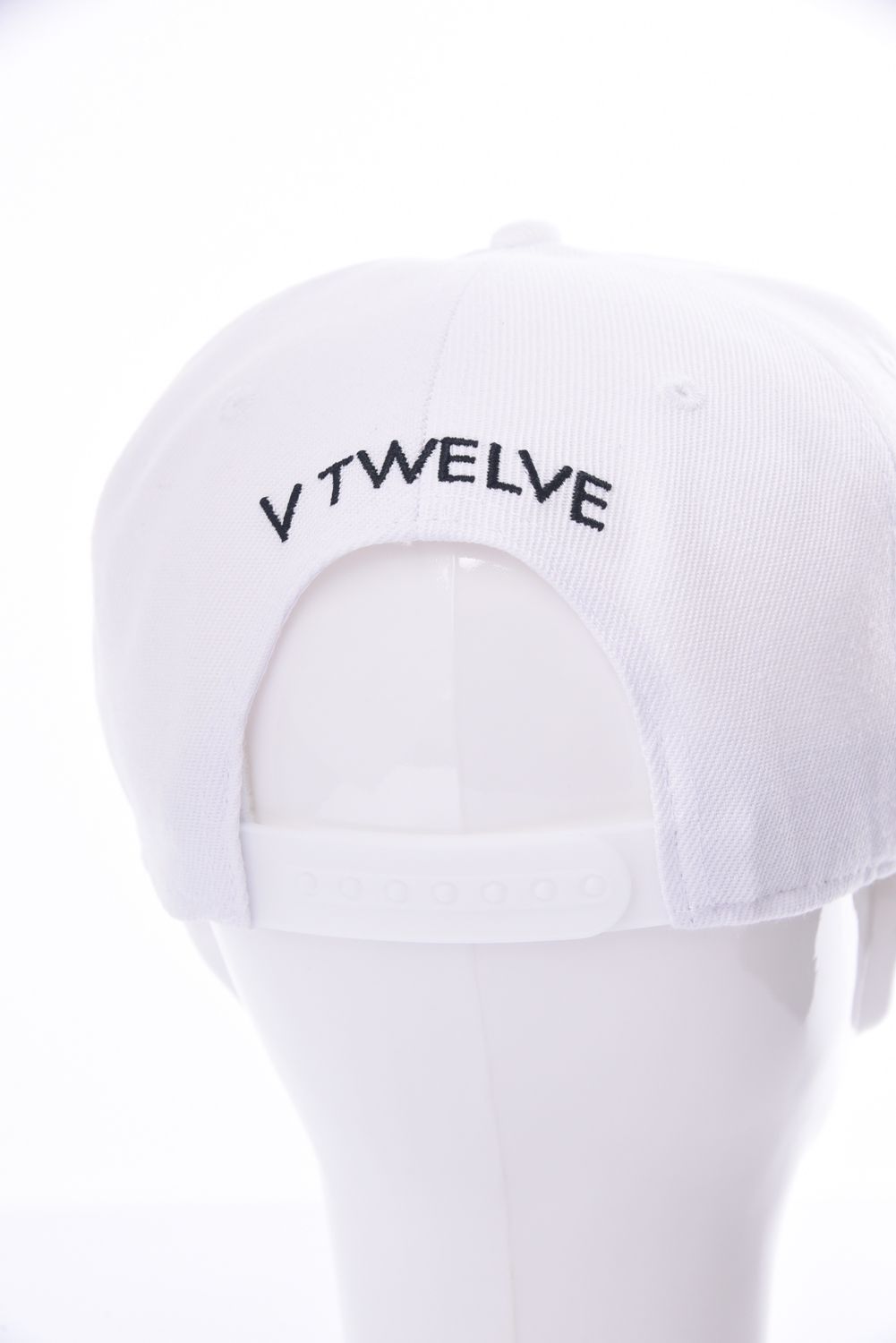 FLAT V12 CAP / アイコンロゴ キャップ ホワイト