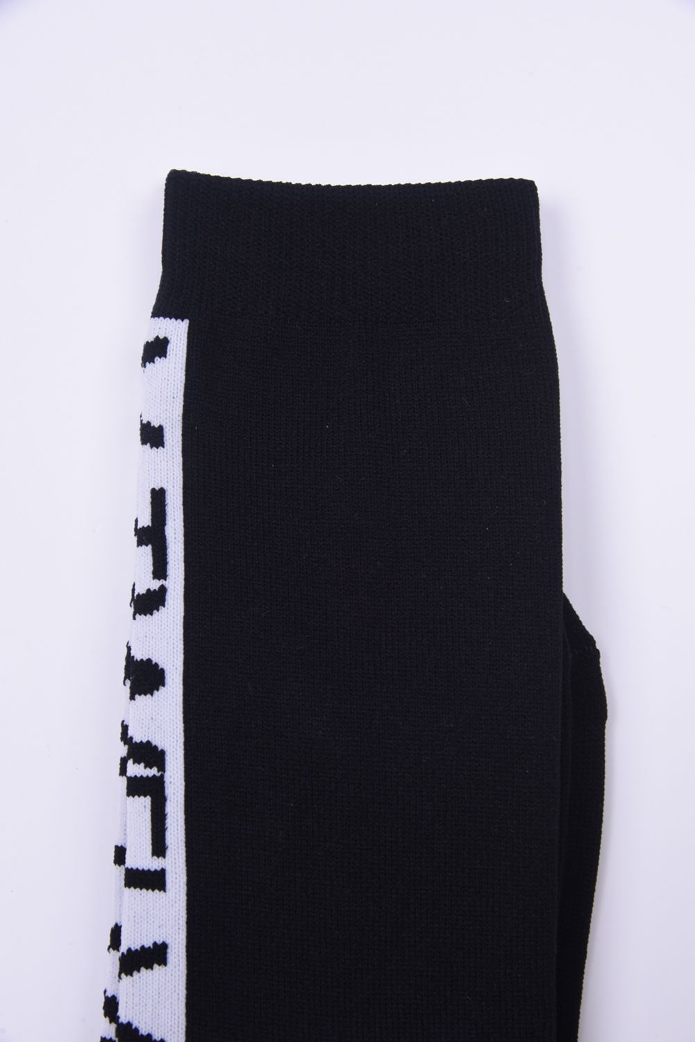 【レディース】 T LOGO MID SOCKS / バックロゴ ミドルソックス ブラック