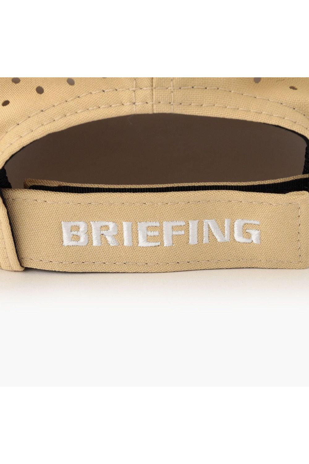 【26SS】 MEN’S PUNCHING MESH INITIAL CAP / イニシャルワッペン パンチングメッシュキャップ (ベージュ)