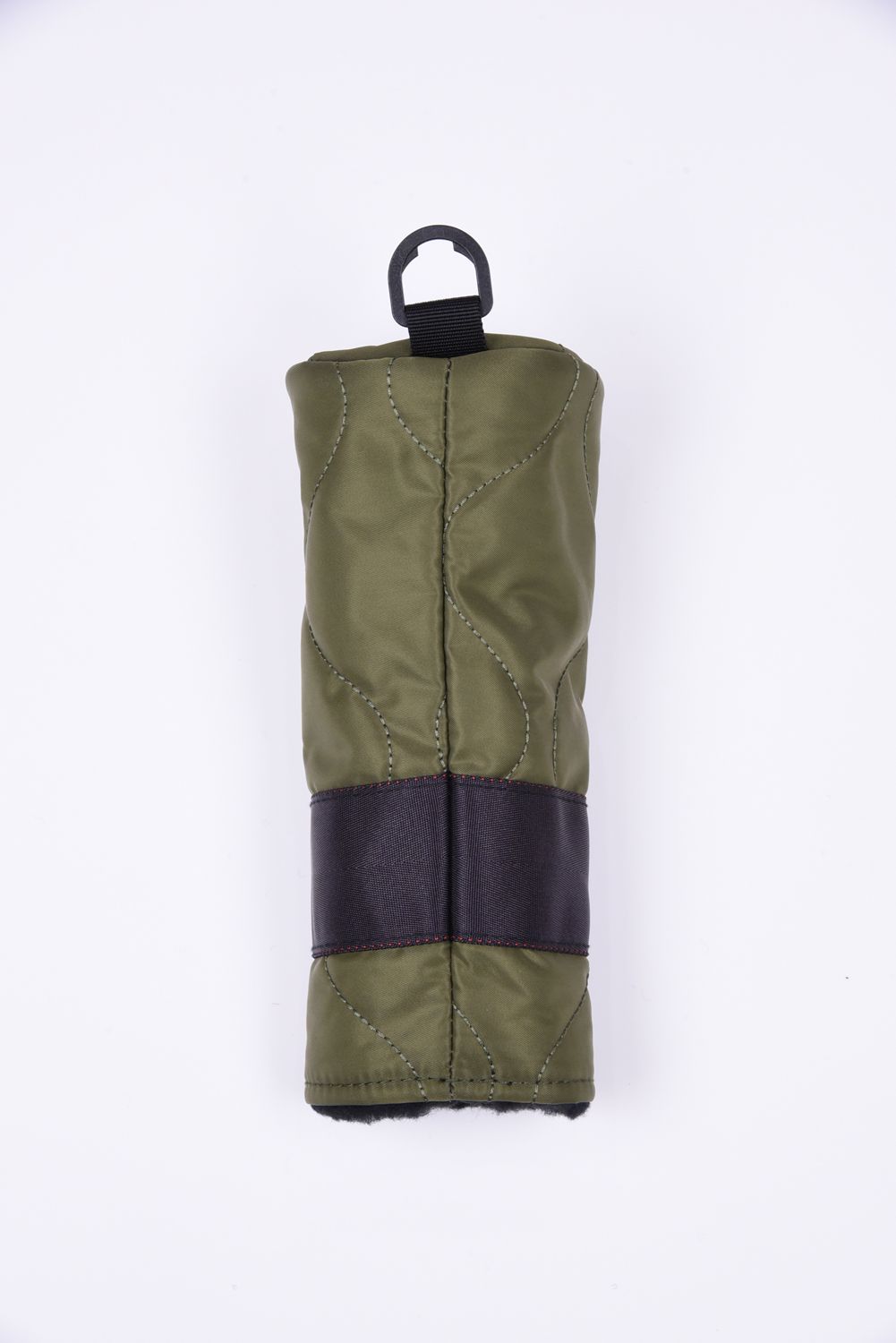 【26AW】 BARREL UTILITY COVER QUILTED LTD / キルティングナイロン バレル型  ユーティリティカバー (オリーブ)