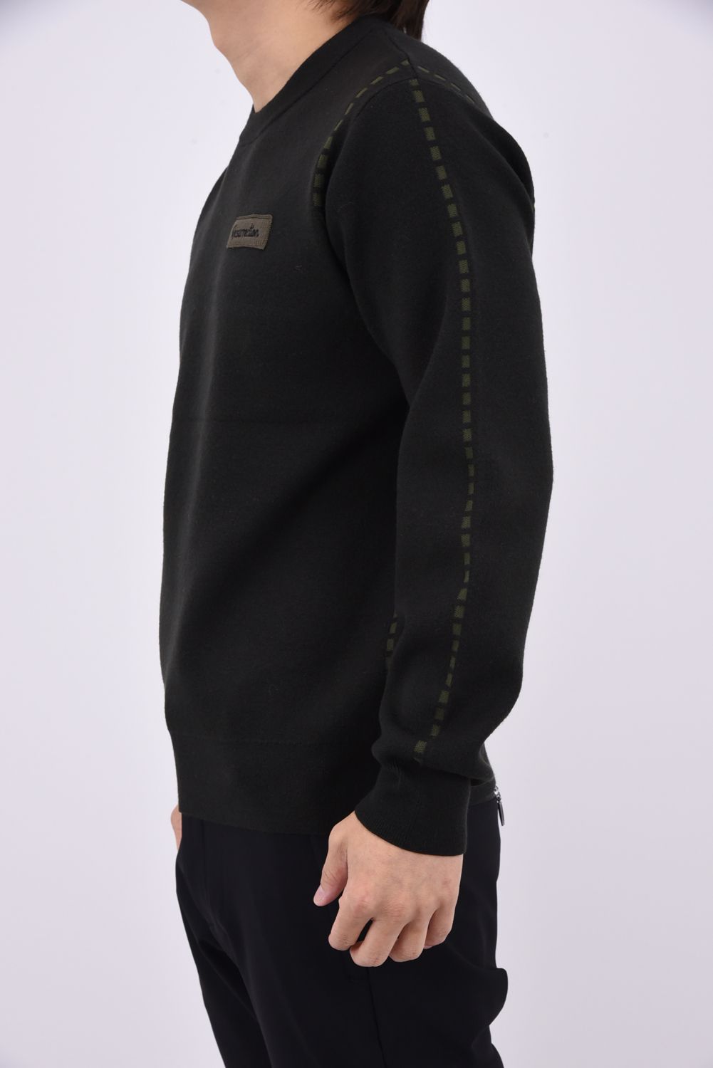 【26AW】 STITCHING LINE KNIT / ステッチングライン クルーネックニット (ブラック)*