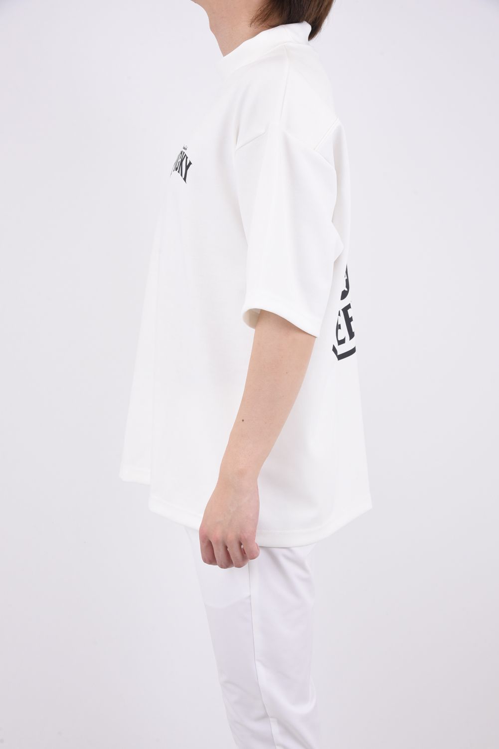 MOCKNECK TEE / プリントロゴ モックネックTシャツ ホワイト