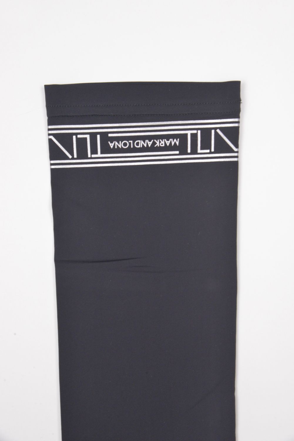 【26SS】【T-LINE】 ARM COVER / ブランドロゴ箔プリント アームカバー (ブラック)