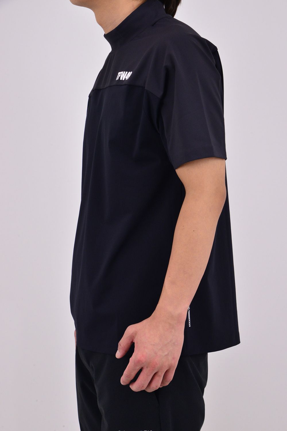 【26SS】 TRAINING MULTI S/S T MOCKNECK / 接触冷感 トリコット素材 モックネックTシャツ (ブラック)