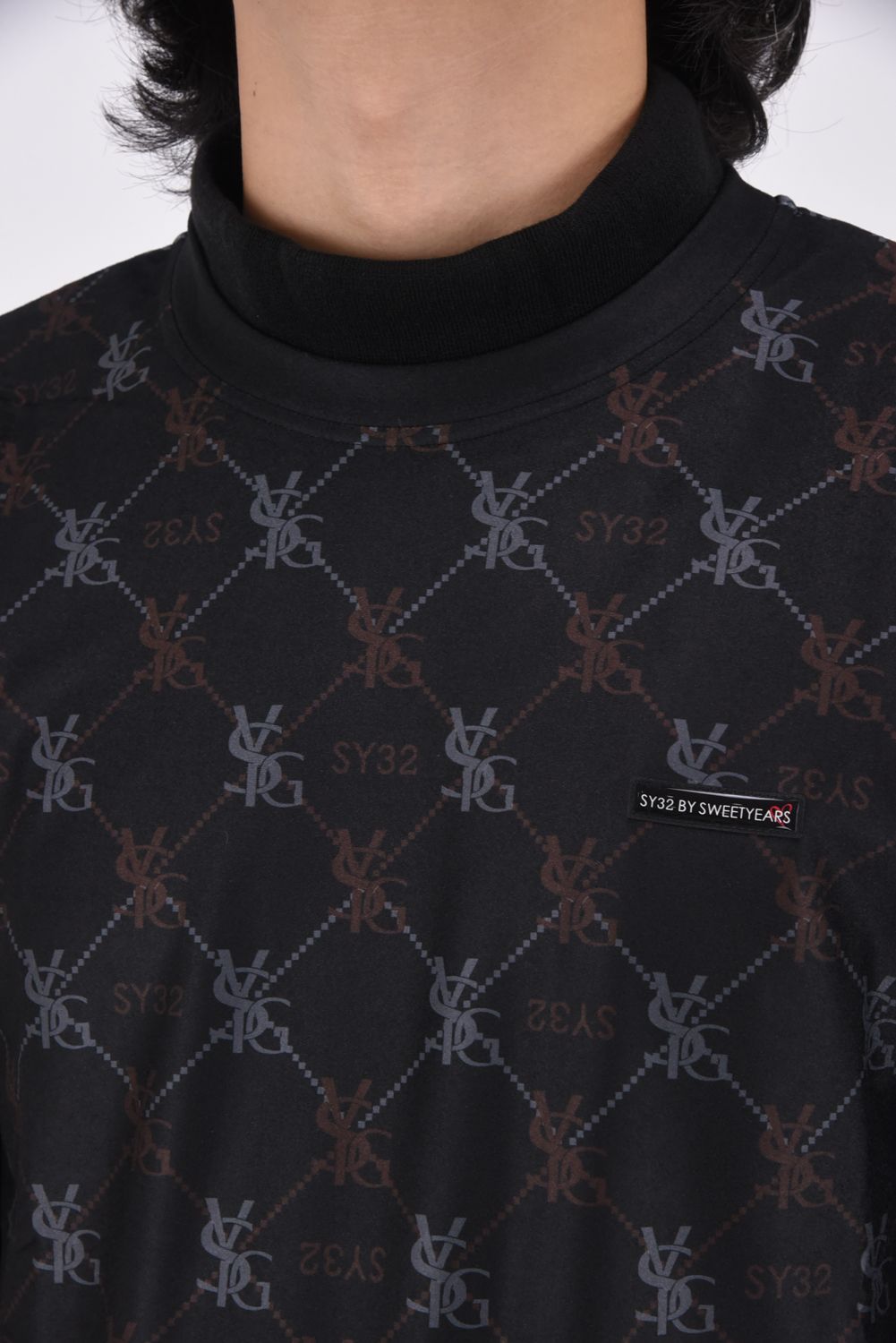 SYG MONOGRAM MOCK / ロゴモノグラム フェイクレイヤード ロングスリーブ モックネックTシャツ (ブラック)