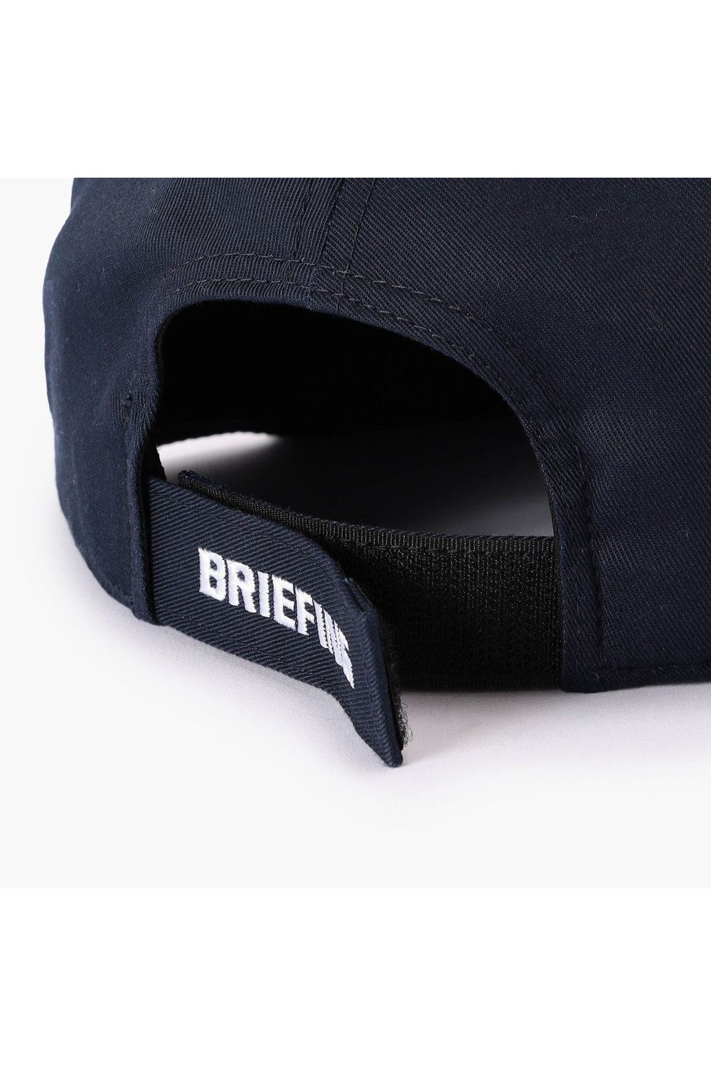 【26AW】 MEN’S BOX LOGO FLAT VISOR CAP / ボックスロゴ刺繍 フラットキャップ (ネイビー)