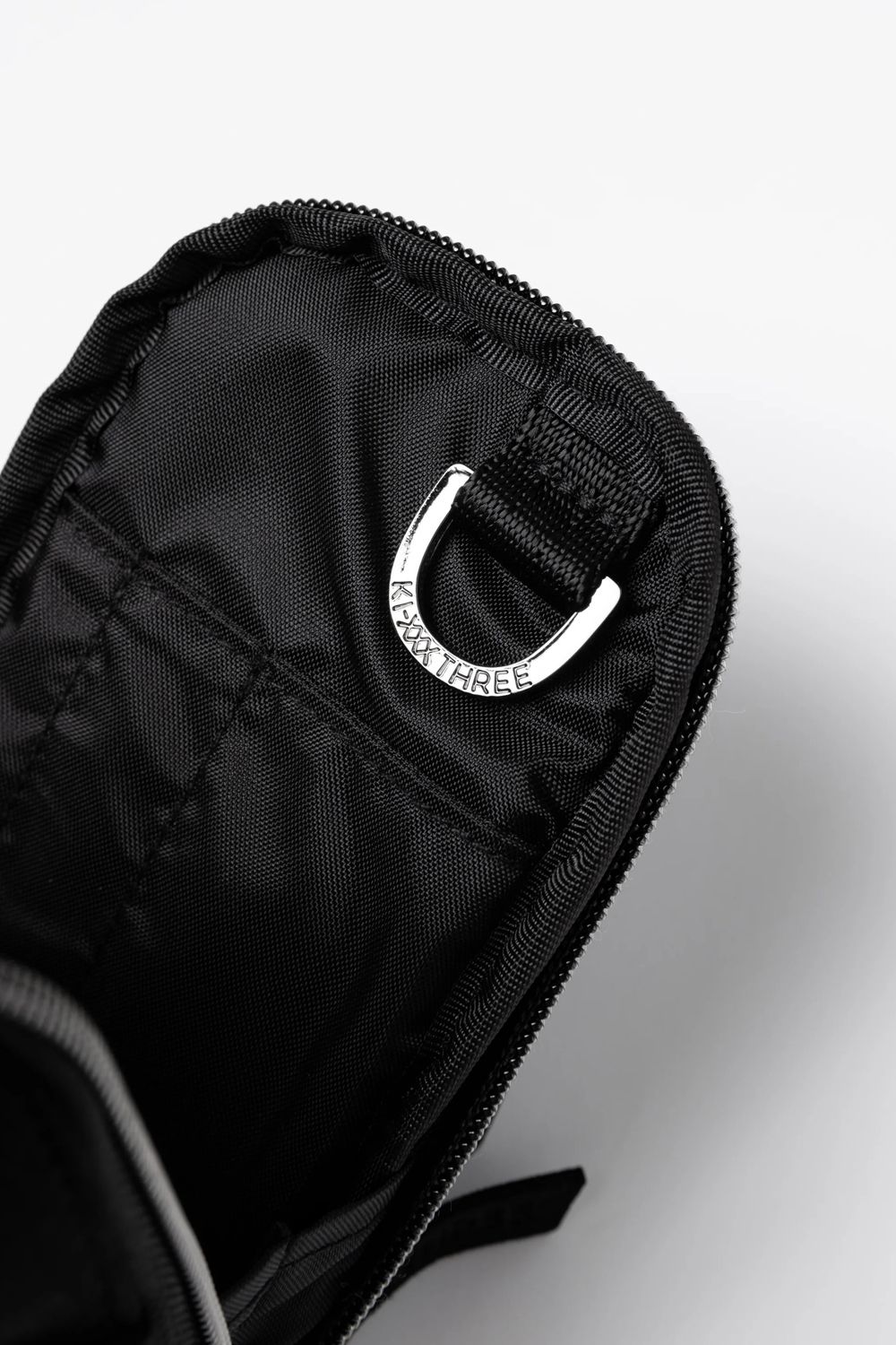 【26AW】 NYLON BASKET BALL POUCH / バスケット織ナイロン ボールポーチ (ブラック)