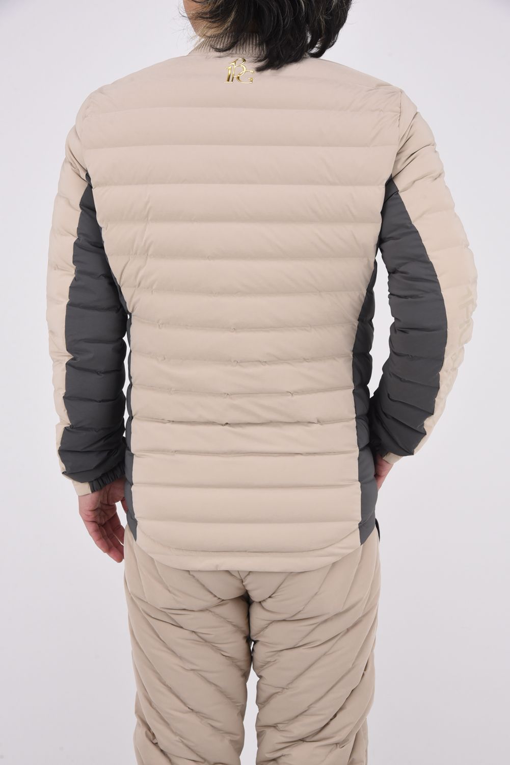 113 GOLF DOWN JACKET / ヴィクトリア ダウン ジャケット (ベージュ)