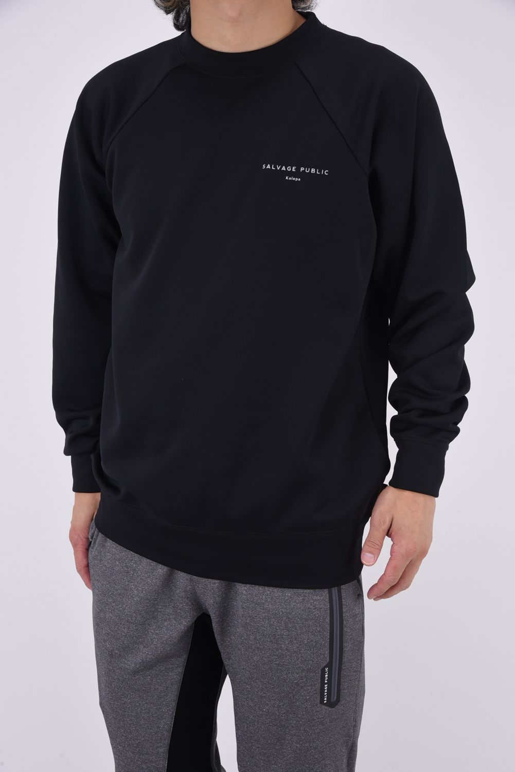 Ikaika Fleece Crewneck / 裏起毛フリース スタンプロゴ クルーネックスウェット (ブラック)