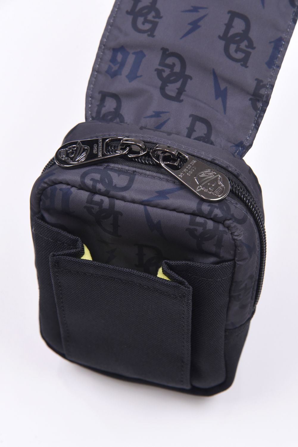 DG Monogram Scope case / DGモノグラム総柄 スコープケース (ブラック)