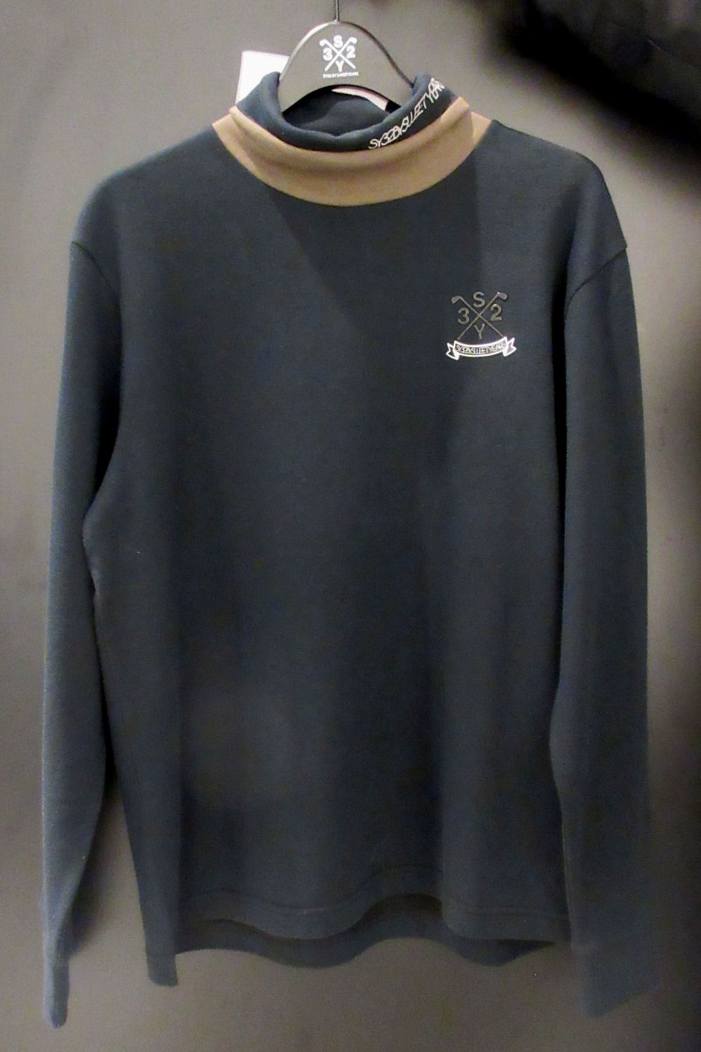 【26AW】 SOFT BULKY LAYERED HIGH NECK SHIRTS / レイヤード風 ロングスリーブ モックネックTシャツ (ブラック) (10月中旬入荷予定）