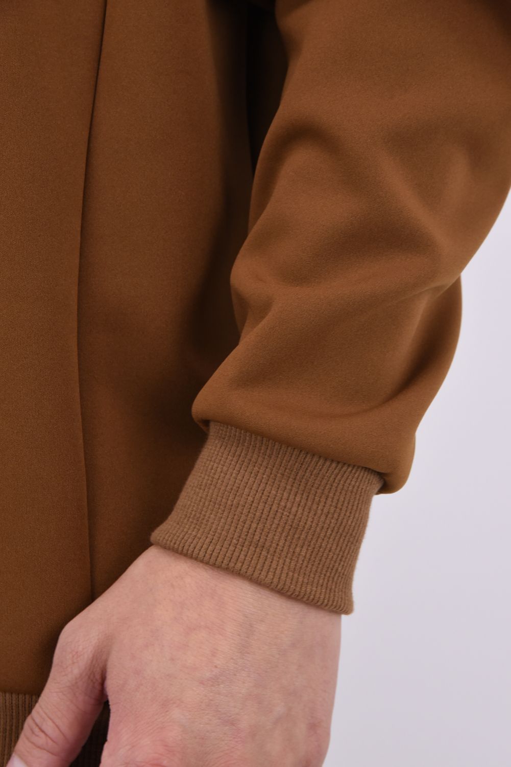 【26AW】 【ユニセックス対応】 JERSEY SWEATSHIRT / ダンボールニット バックプリント スウェットシャツ (ブラウン)