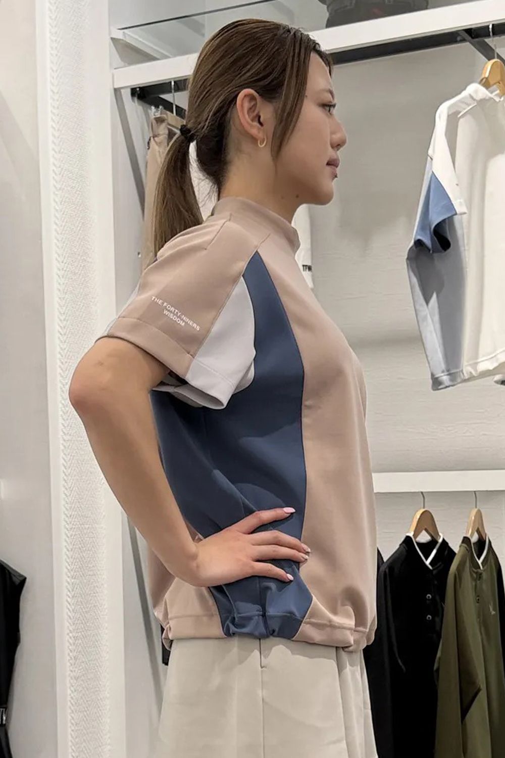 【26SS】【レディース】 RELAX HALF MOCKNECK TEE / モックネックTシャツ (ピンクベージュ)