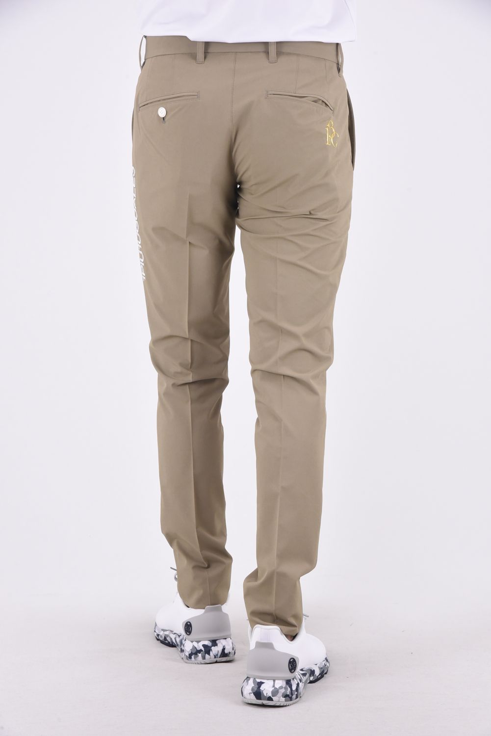 1PIU1UGUALE3 GOLF - SLIM SLACKS / ブランドロゴ スリムフィット