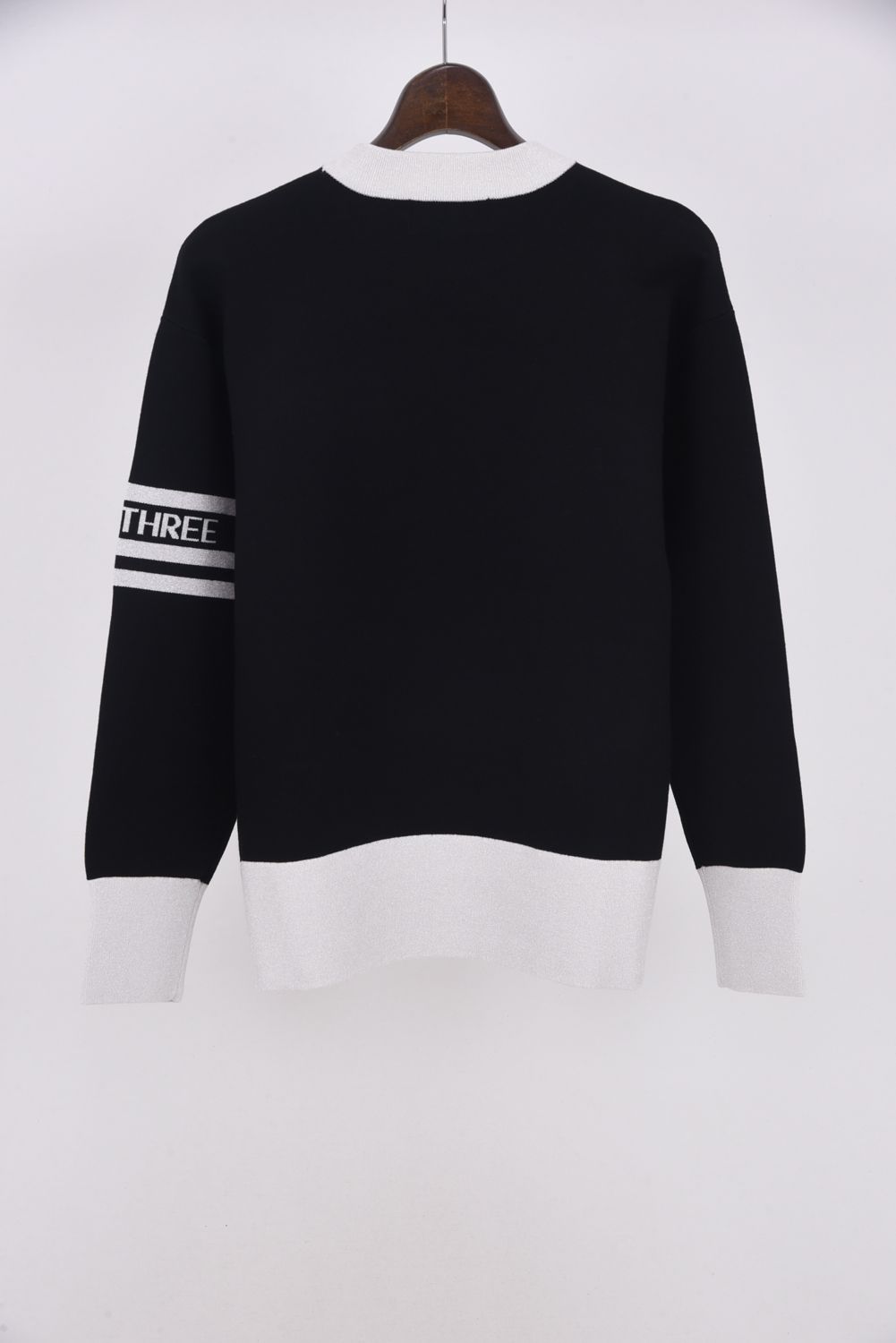 【25AW】【レディース】 KI-XXX THREE SLEEVE LINE CREW NECK KNIT / 袖 ライン クルーネック ニット (ブラック)