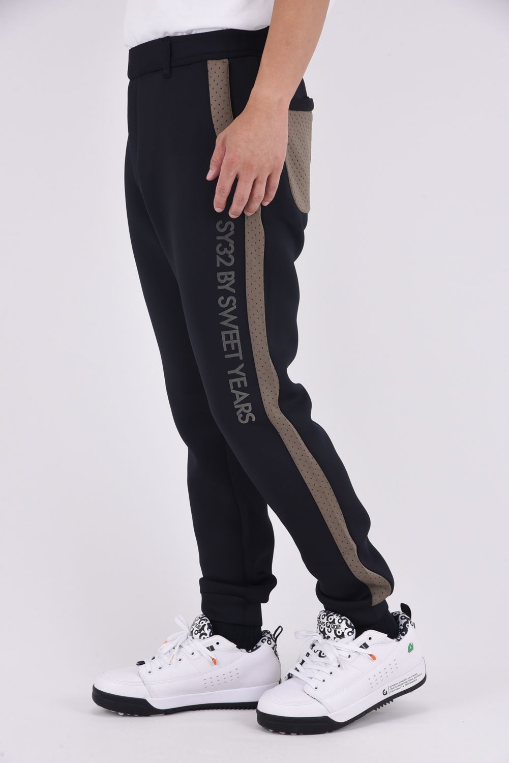 【25AW】 CARDBOARD SIDE LINE PANTS / ストレッチダンボール サイドラインパンツ (ブラック)