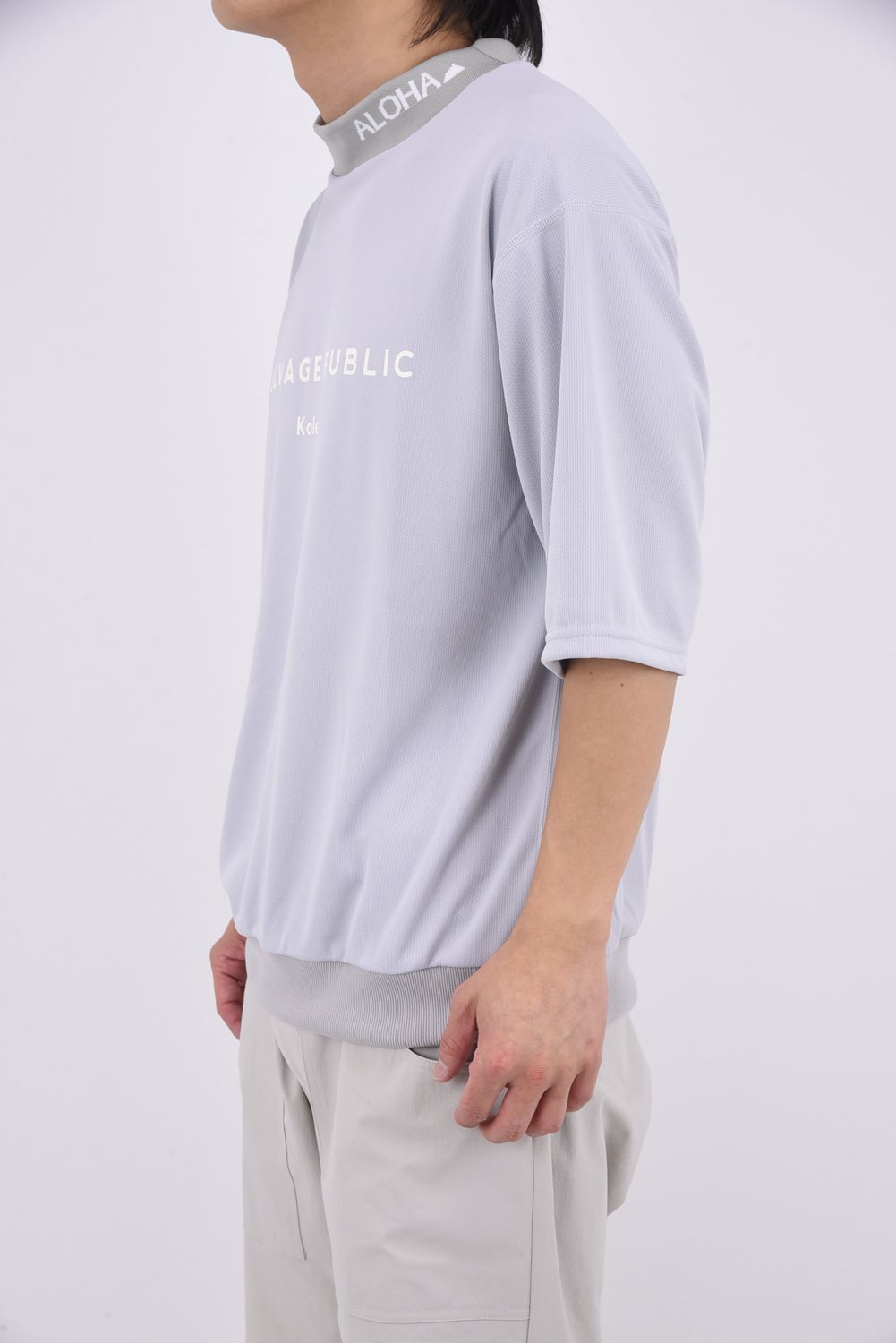 【26SS】 JQ Ribbed Mockneck S/S(EXELLENCE) / ブランドロゴ 裾リブ ハーフスリーブ モックネックTシャツ (ライトグレー)