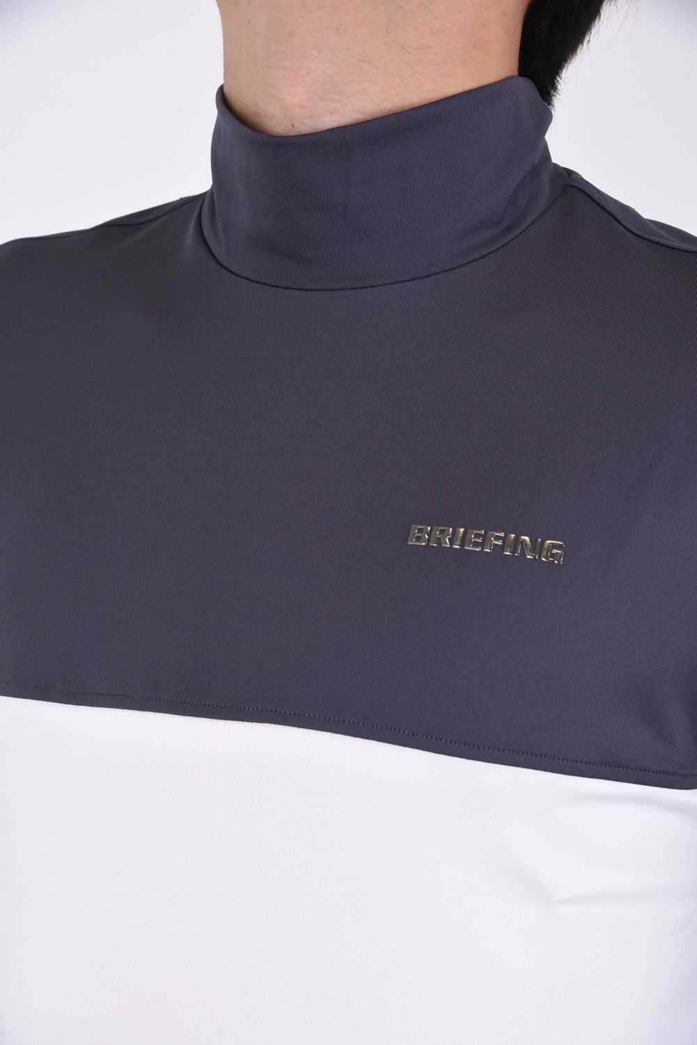 BRIEFING - MENS BI-COLOR LS HIGH NECK / メタリックロゴ バイカラー