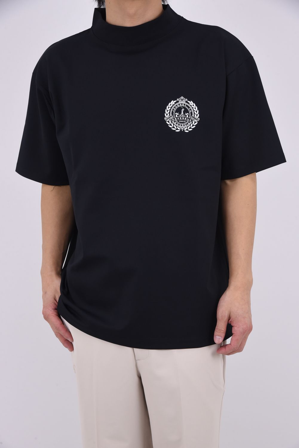 【26SS】 DVG Sol Defender MOCK NECK T / バックプリント オーバーサイズ モックネックTシャツ (ブラック)